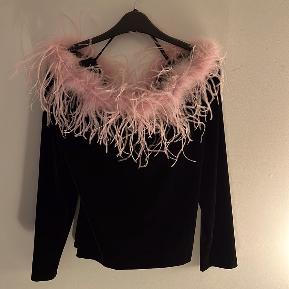 Cachet Velvet top with pink ostrich feather embellishments